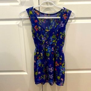 Colourful flower top!